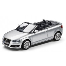 Модель авто 1:43 audi a3 cabriolet, ice silver