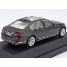 Модель 1:43 bmw g12 7-й серии lang черный