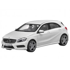 Модель Mercedes-Benz A-Class AMG 2012, White, Scale 1:18