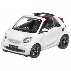 Модель 1:18 smart fortwo cabriolet (a453)